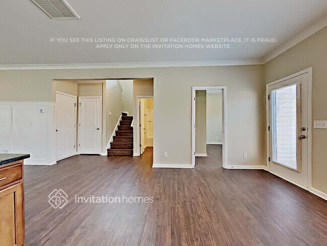 Photo - 111 Louden Dr