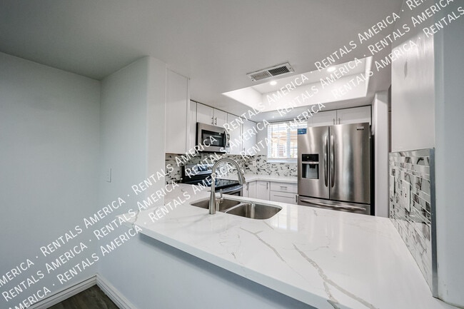 Photo - 1601 W Sunnyside Dr Unidad 153