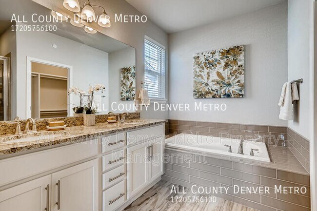 Photo - 11908 Meade Ct