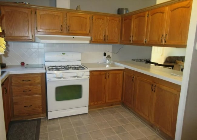 Photo - 830 N Walnut St