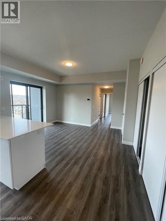 Photo - 15 Queen St S Unité 702