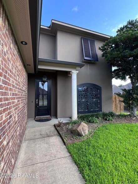 Photo - 100 Cautillion Dr