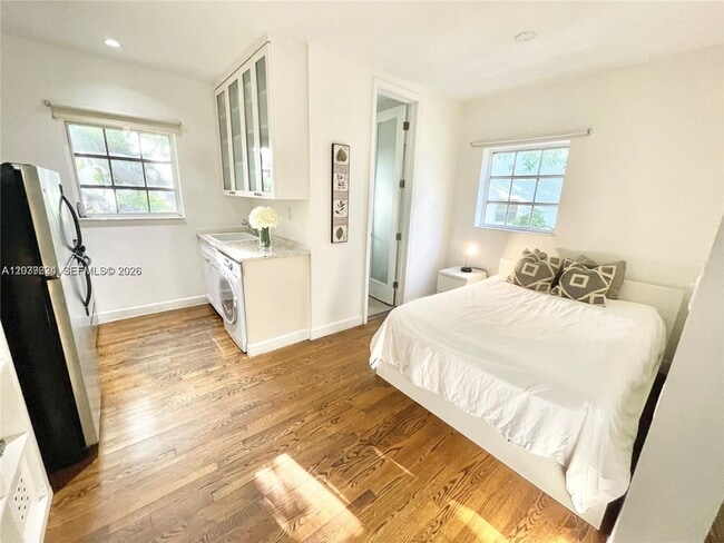 Photo - 439 15th St Unit 18