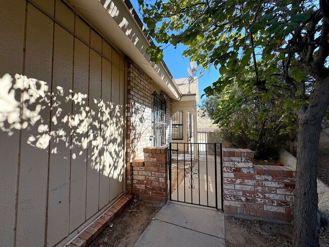 Photo - West El Paso 3bed/2Bath refrig A/C Home