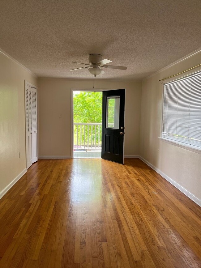 Photo - 4221 Palmyra St Unit - C