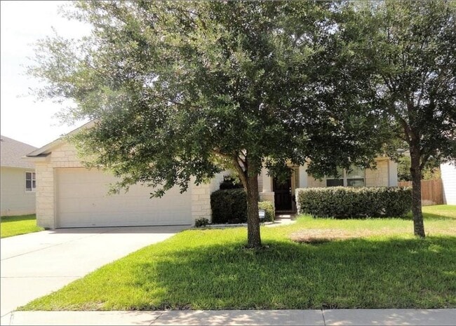 Building Photo - 7810 Squirrel Hollow Dr Rental