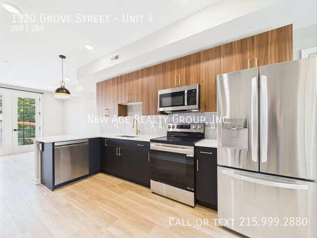 Photo - 1320 Grove St Unit 4