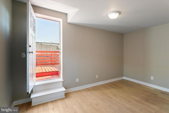 Photo - 1800 Titan St