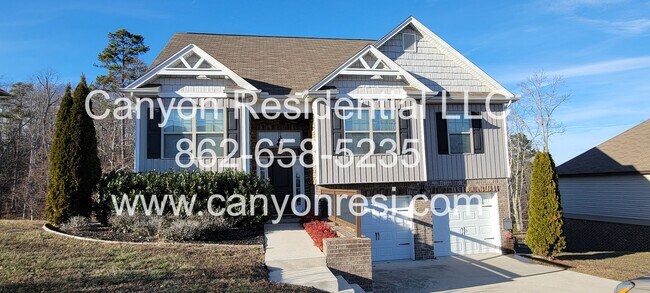 Building Photo - 7451 Pfizer Dr