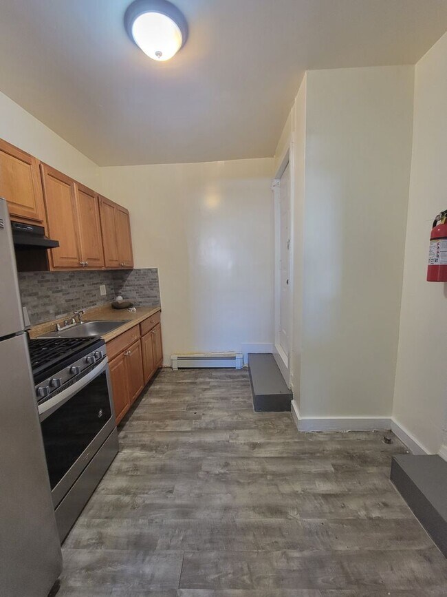 Vickie Moultry Apartment Irvington, NJ