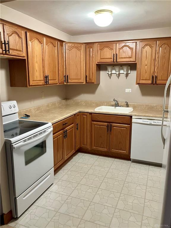 Photo - 6529 Harshmanville Rd