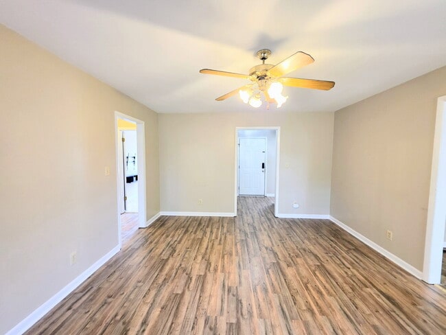 Photo - 1179 Butterwood Cir