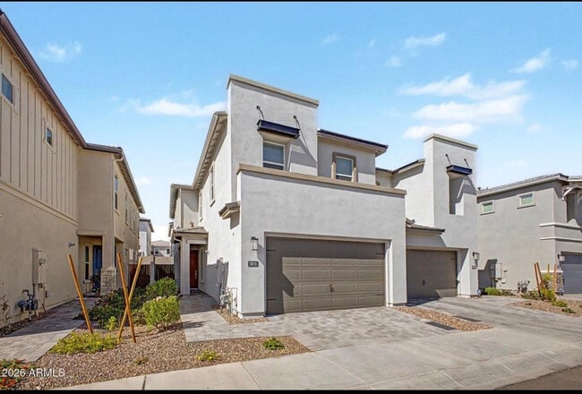 Building Photo - 5016 E Gallop Wy