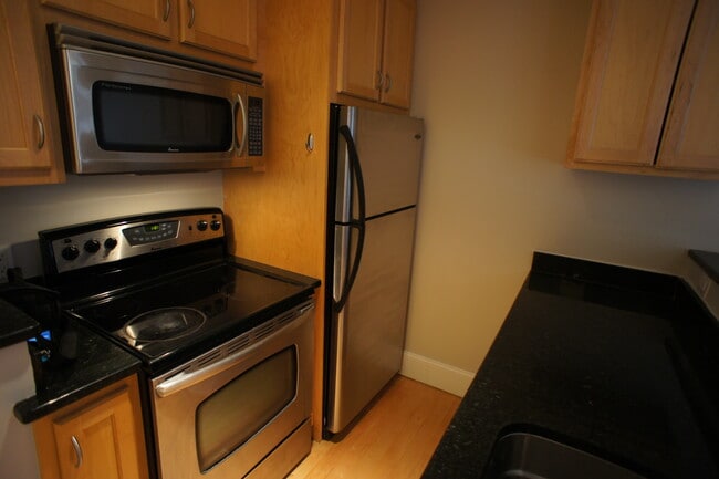 Photo - 216 W Springfield St Unit 3