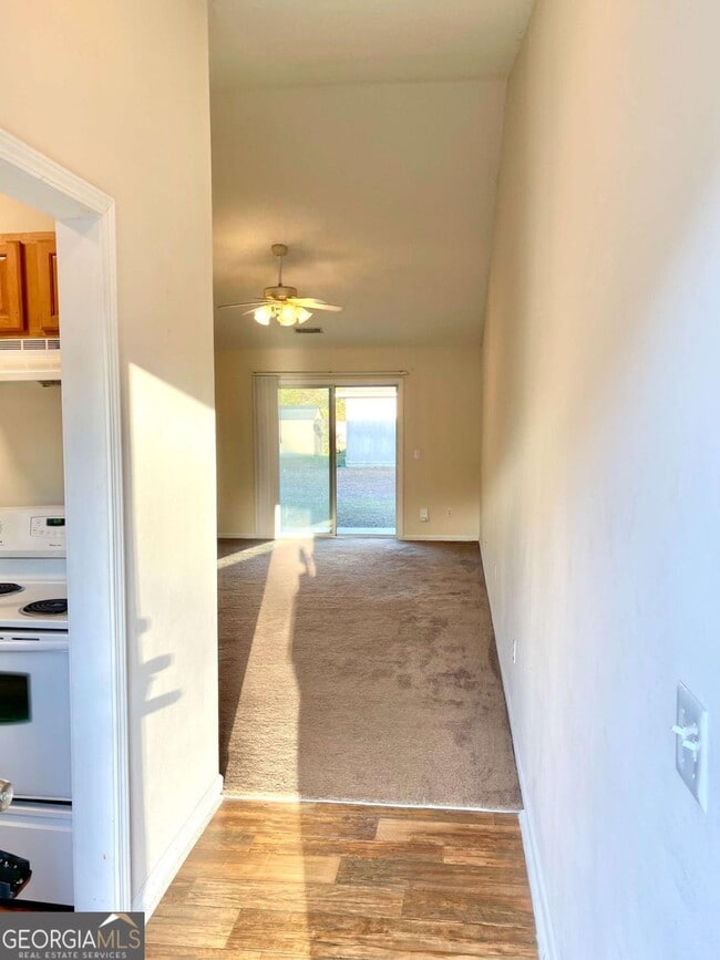 Photo - 409 Lawnwood Ct