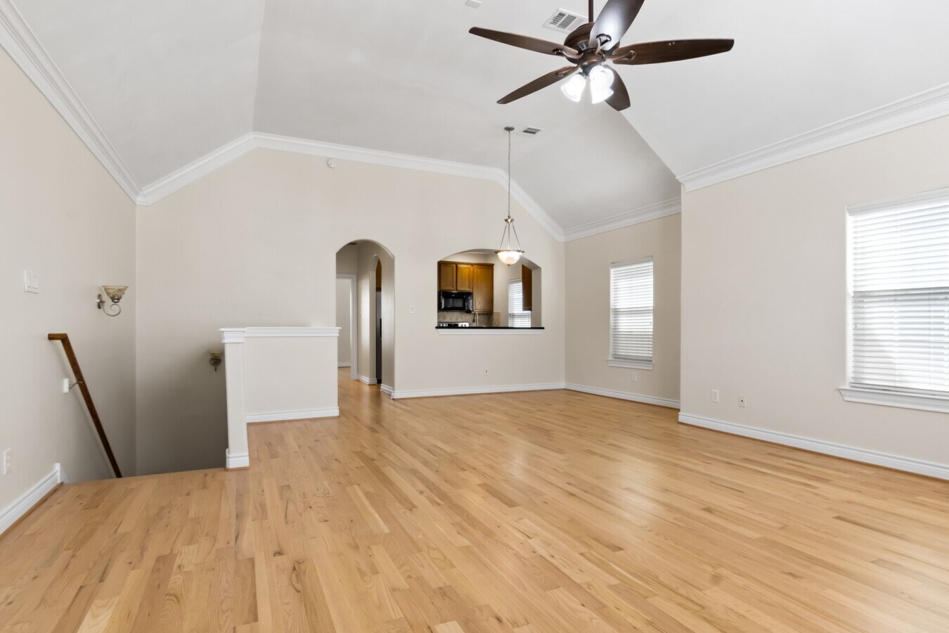 Photo - 2917 Clinton Dr