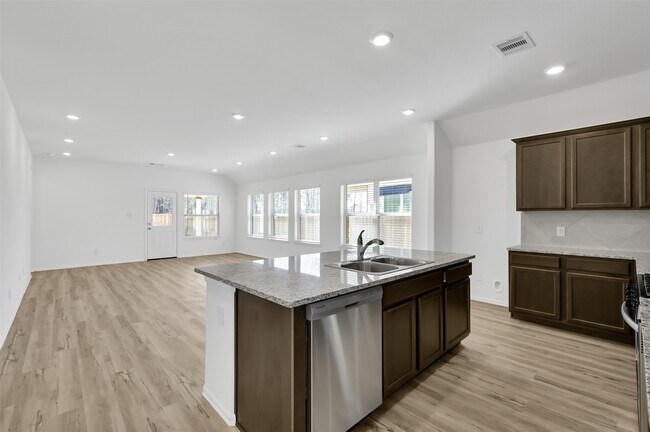 Photo - 3806 Rock Ledge Dr