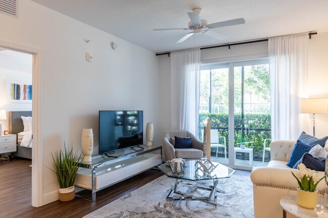 2 Br, 2 Ba