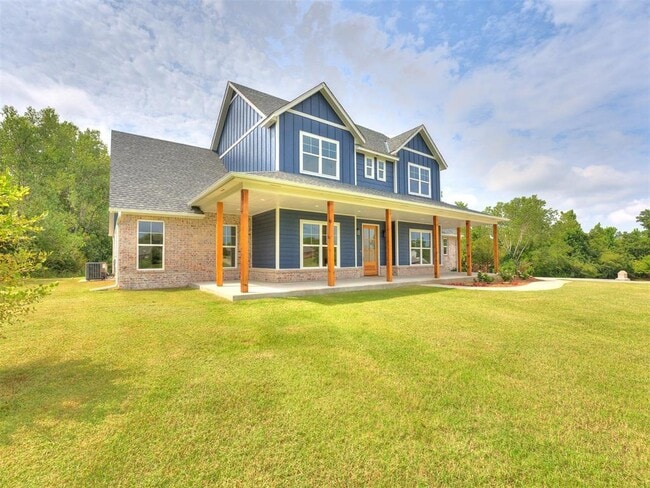 Photo - 440 Houser Dr
