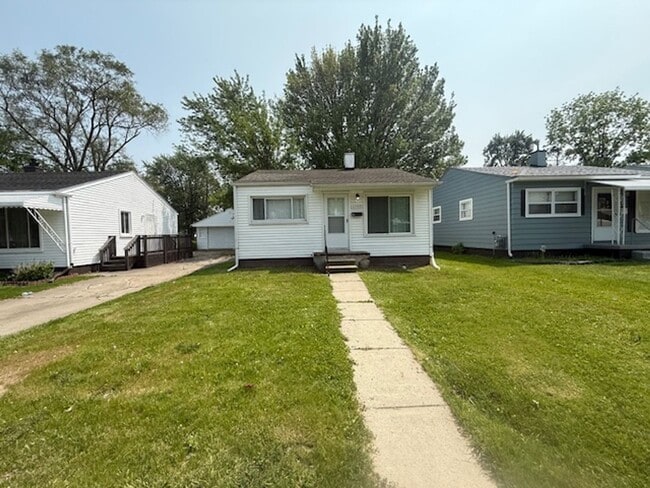 Quaint 2 bedroom home - Quaint 2 bedroom home