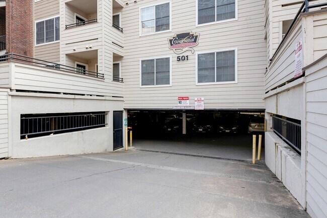 Photo - UT PRE LEASE: 3 bed/ 2 bath, West campus 1 Block to UT, 2 reserved parking spaces