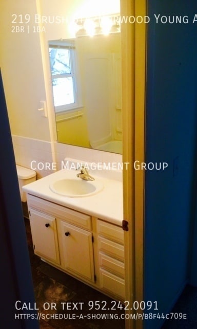 Photo - 219 Brush St Unit 2