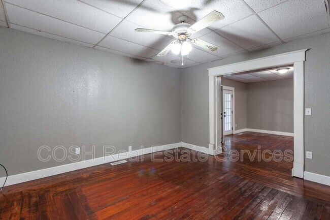 Photo - 1555 S Wichita St