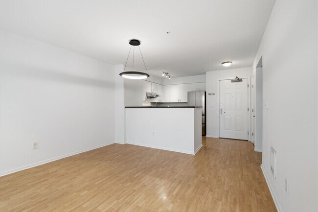 Photo - 8100 Oceaview Terrace-119