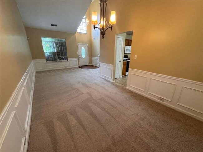Photo - 1060 Litchfield Way SW