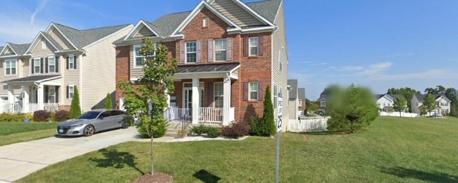 Building Photo - 9210 Deer Village Dr Rental