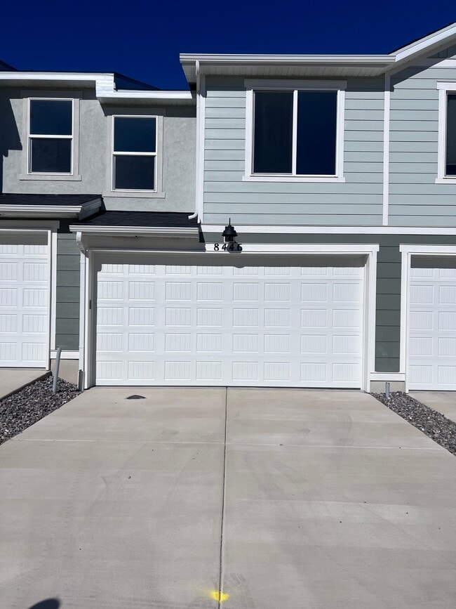 8446 W Meadow Bank Wy