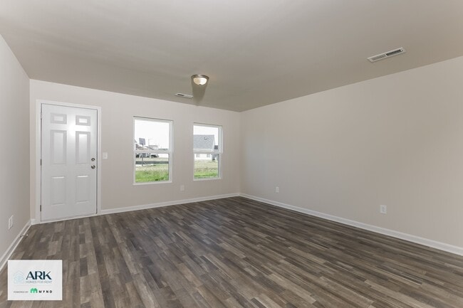 Photo - 1249 Fescue Rd