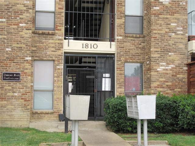 Building Photo - 1810 N Garrett Ave Unit 106