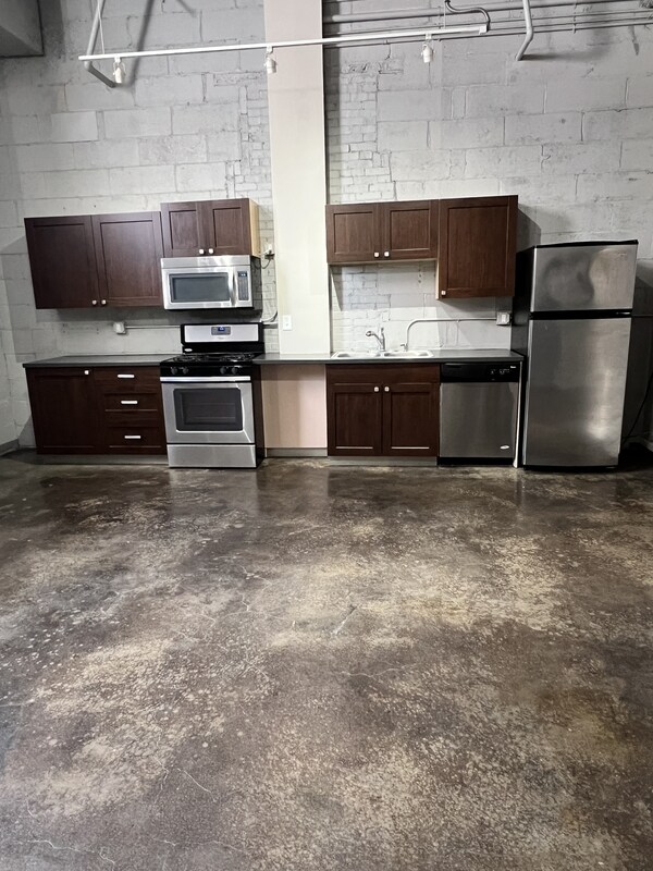 Photo - 301 E 2nd St Unidad 102