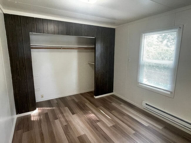 Photo - ***PENDING APPLICATION***2 Bed/1 Bath Char...