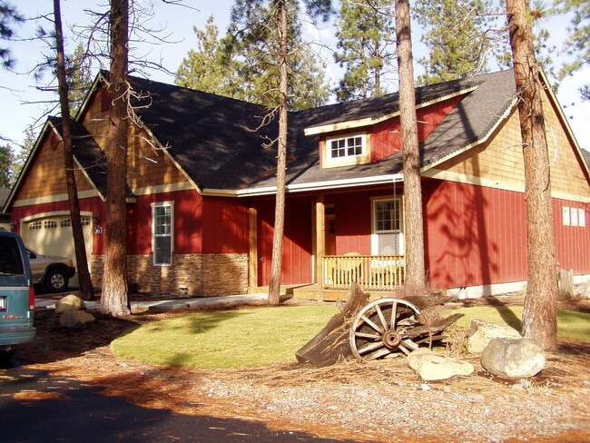 Building Photo - Timber Creek