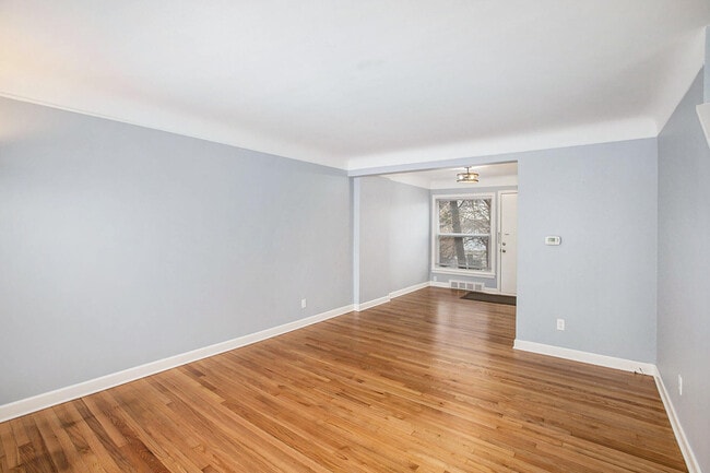 Photo - 521 Snyder Ave