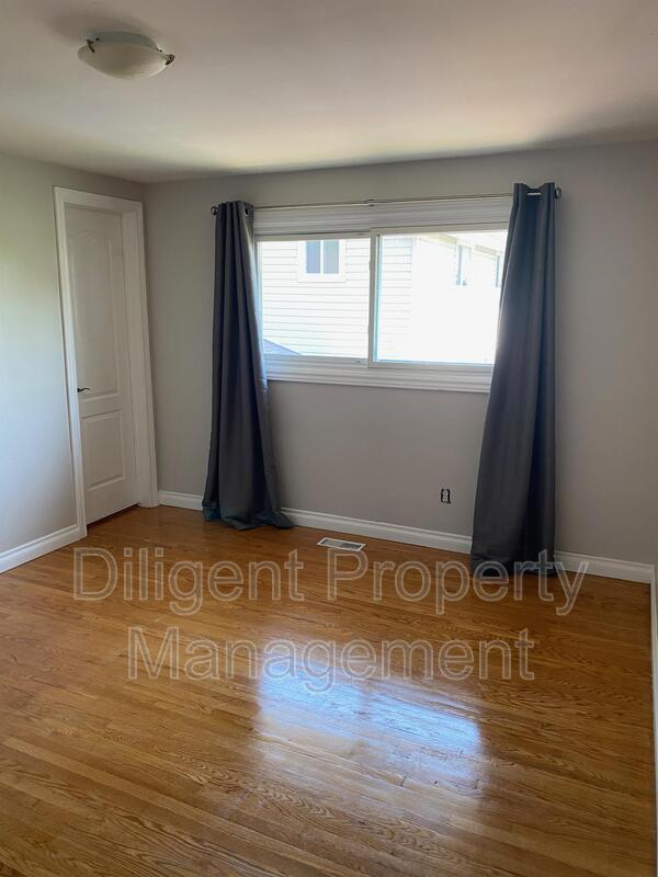 Photo - 1326 Hopewell Ave