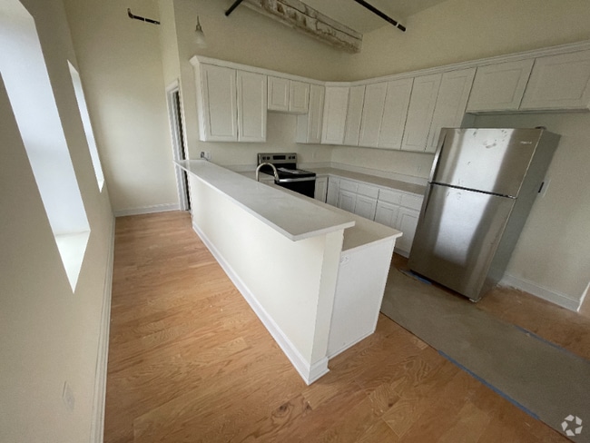 Building Photo - 883 Broadway Unit 406 Rental