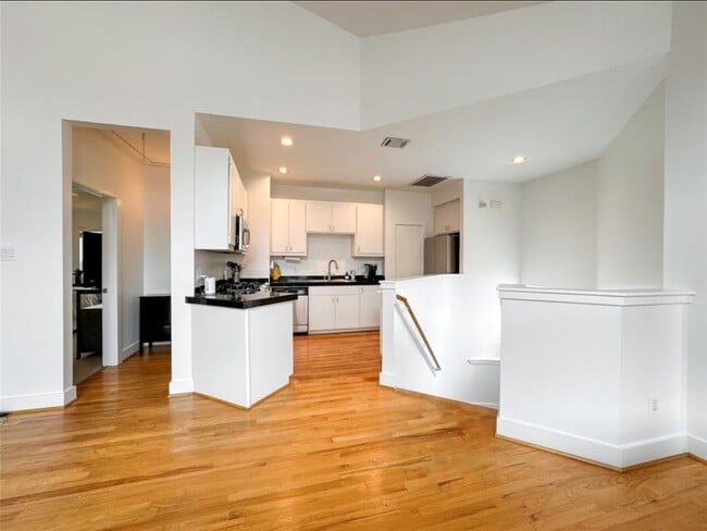 Building Photo - 3433 Rolgom Pl Ct