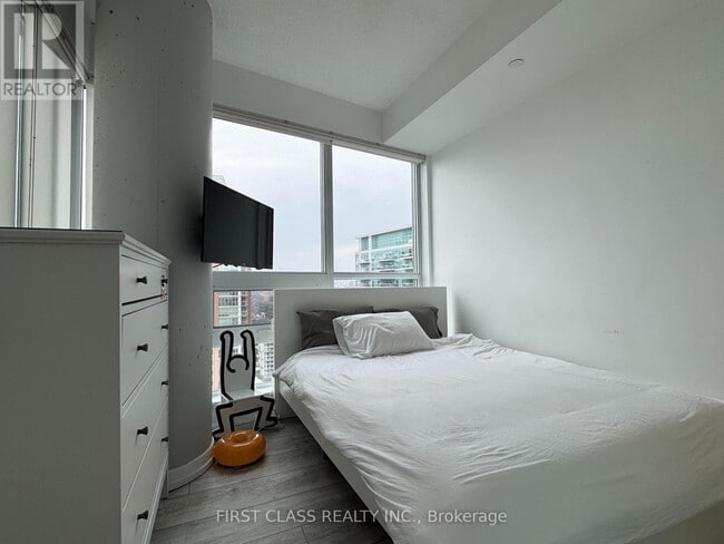 Photo - 150 E Liberty St Unit 2111