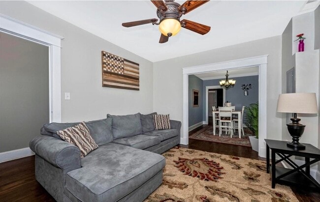 Photo - 491 E Church St