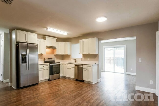 Photo - 2129 Willow Oak Dr