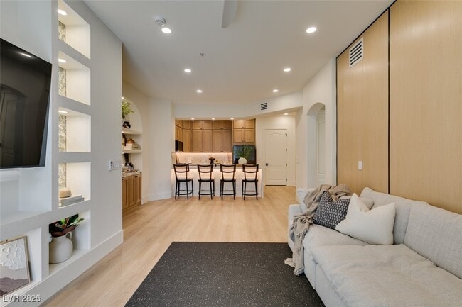 Photo - 32 E Serene Ave Unidad 207