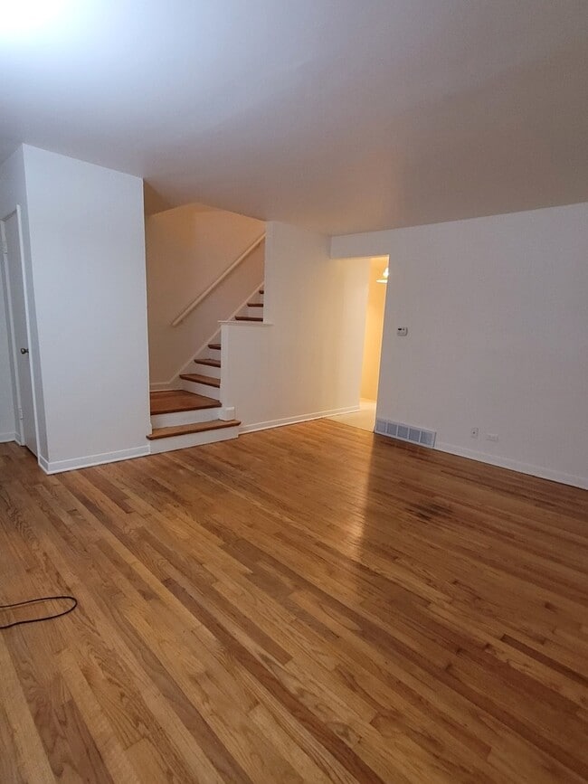 Photo - 4643 Church St