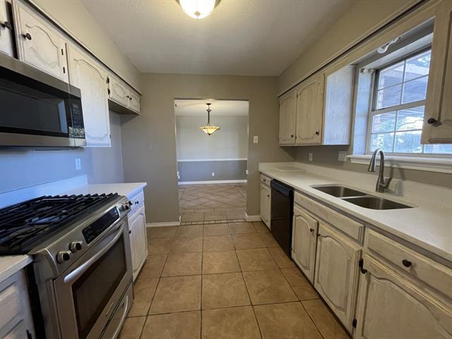 Photo - 113 Deerwood Ln