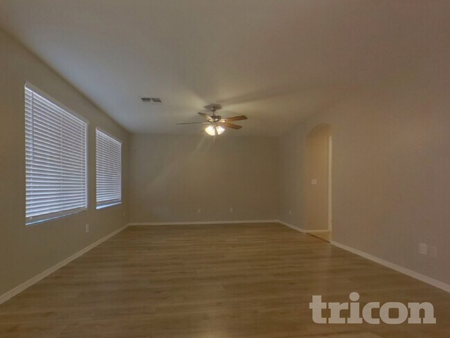 Photo - 4442 W Apollo Rd