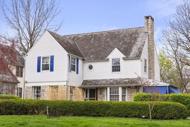 Building Photo - 2505 Coventry Rd