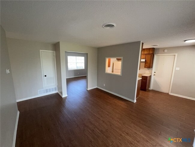 Photo - 1205 Kathey Dr