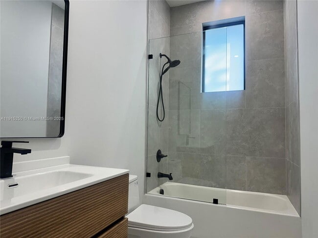 Photo - 119 NE 118th St